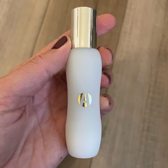 Apothia California Roll On Oil | Apothia Los Angeles Perfume Full Size NEW - Picture 3 of 5